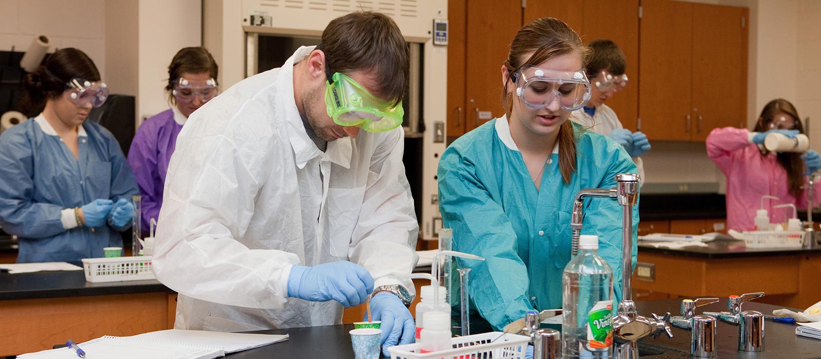 Associate Degree in Chemistry